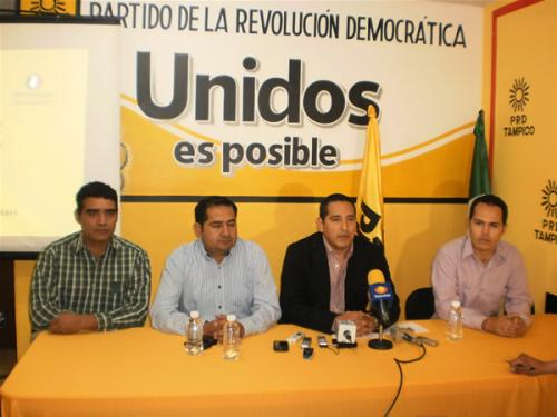 El regidor Sánchez Neri culpa a Francisco Rábago de no gestionar recursos para nuevos mercados